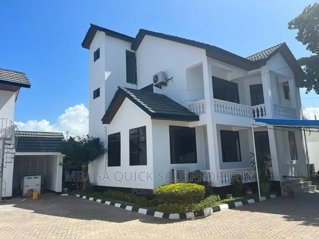 4bdrm Apartment in Masaki for rent