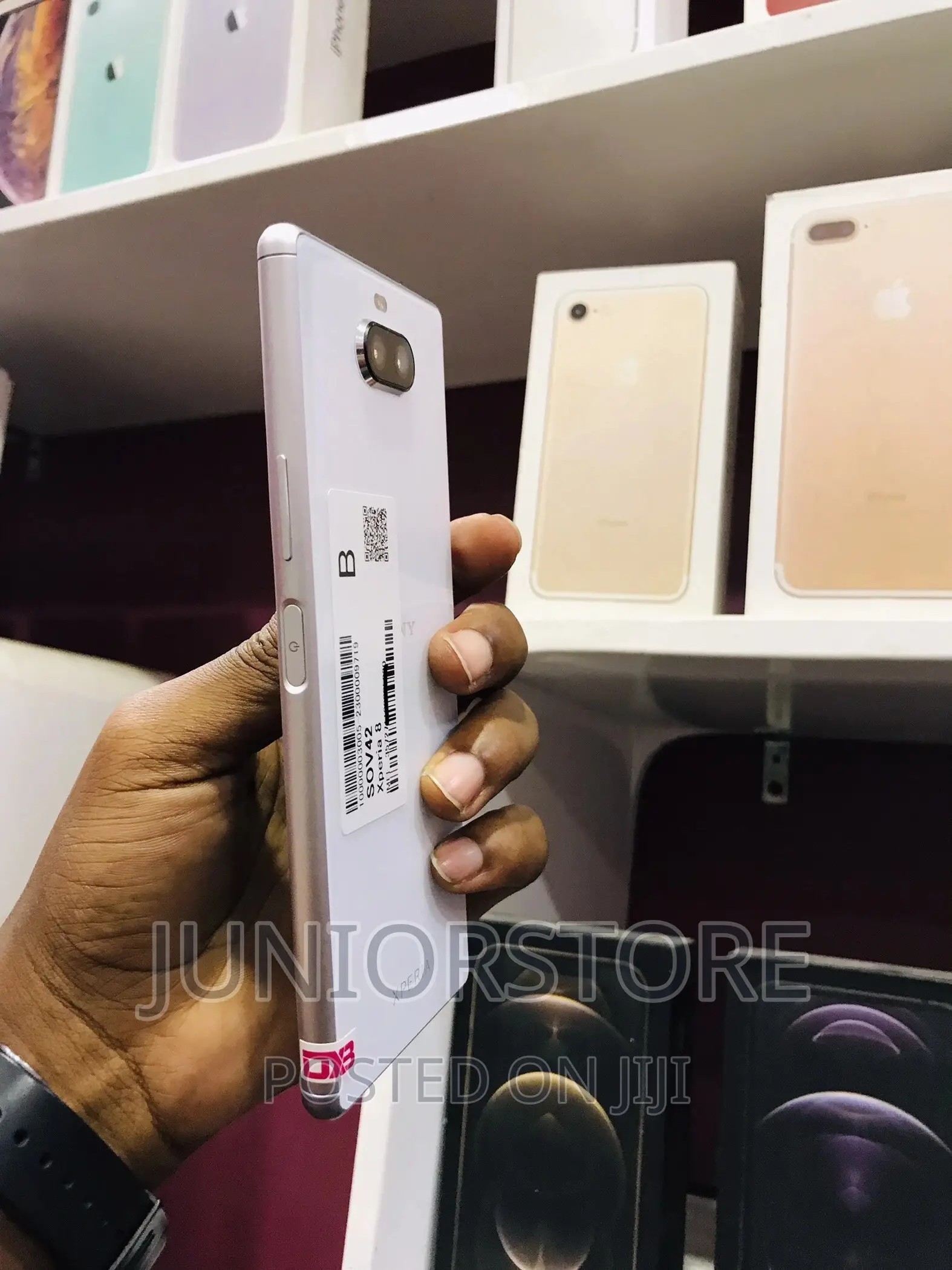 Sony Xperia 8 SOV42 64 GB White