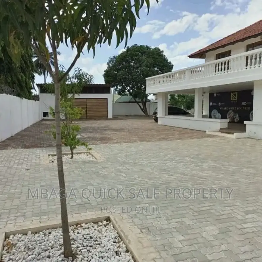 5bdrm House in Mikocheni for rent