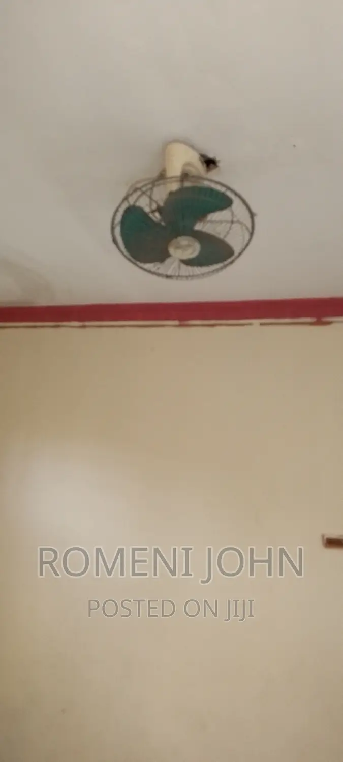 Gesti Inauzwa Milioni 65 Ukonga Moshibar 15 Room.