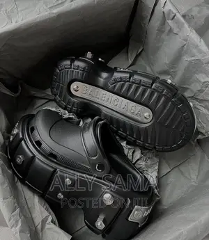 Open Shoes BALENCIAGA Black Material Rubber OG