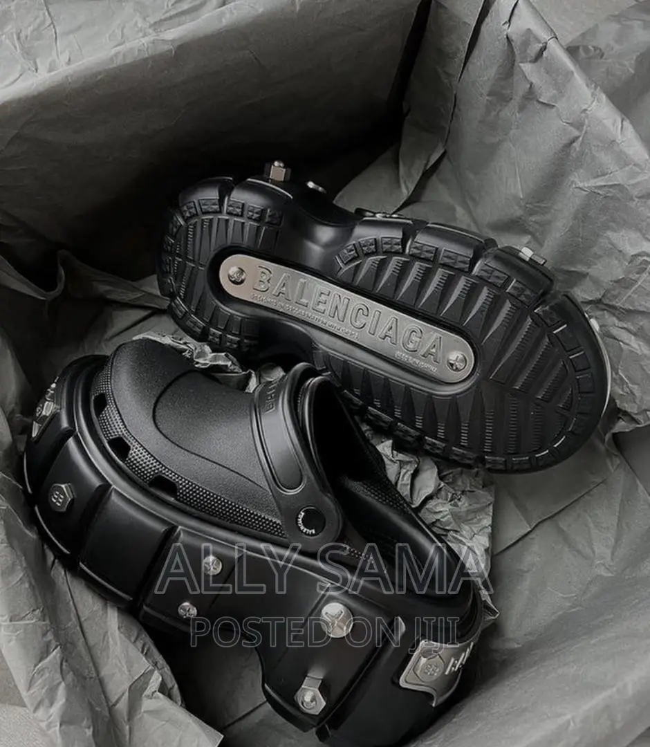 Open Shoes BALENCIAGA Black Material Rubber OG