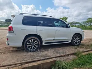 Car Rental/ Tunakodisha Magari Aina Yote
