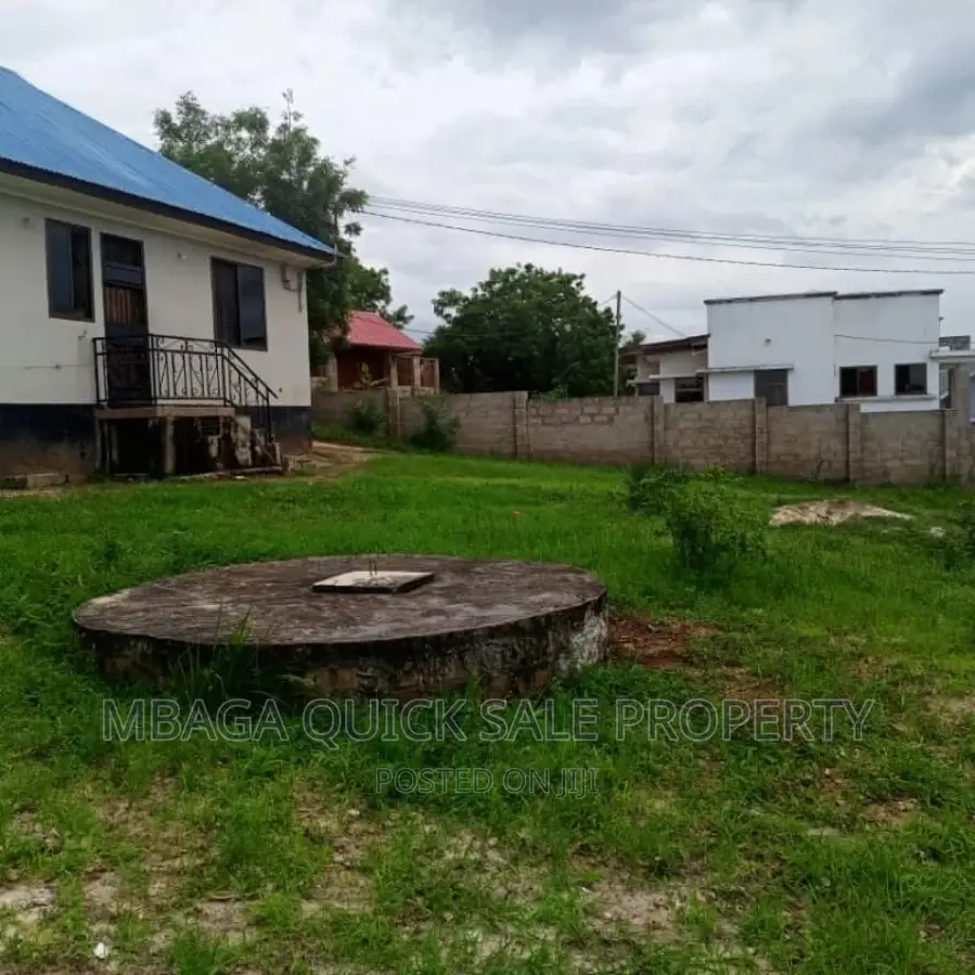 2bdrm House in Mivumoni, Mbezi for sale