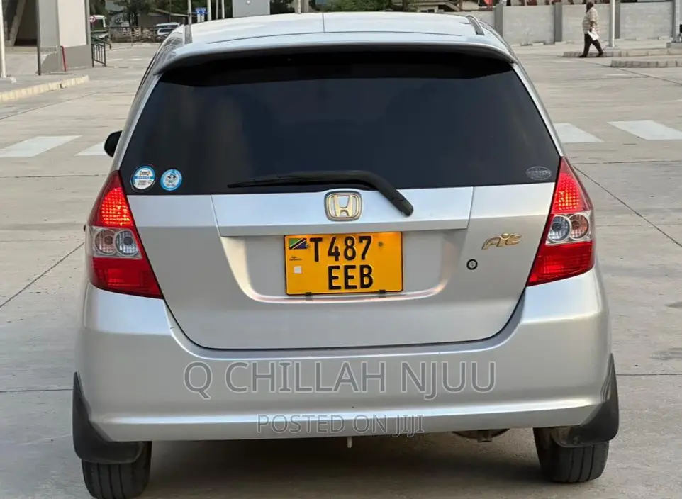 Honda Fit 2003 White