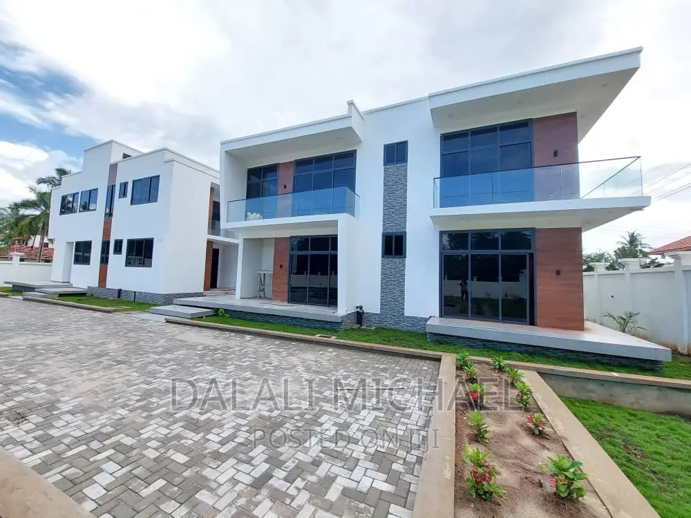 Furnished 3bdrm Villa in Mbezibeach for rent