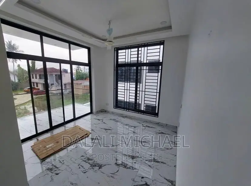 Furnished 3bdrm Villa in Mbezibeach for rent