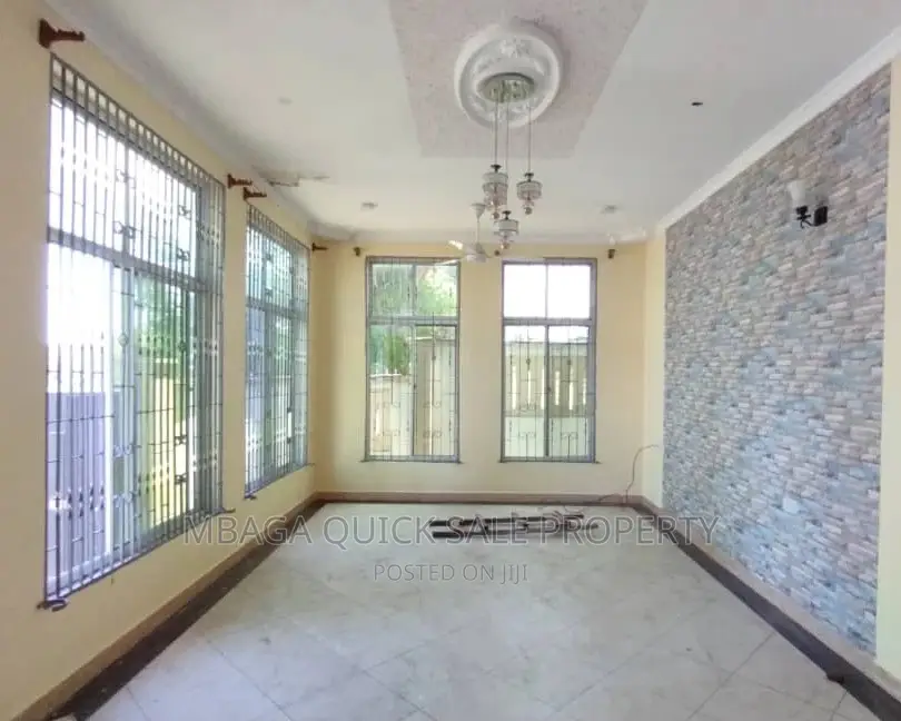 3bdrm House in Kimara Bucha for sale