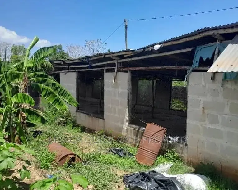 Eneo Linauzwa Bagamoyo Road Mapinga