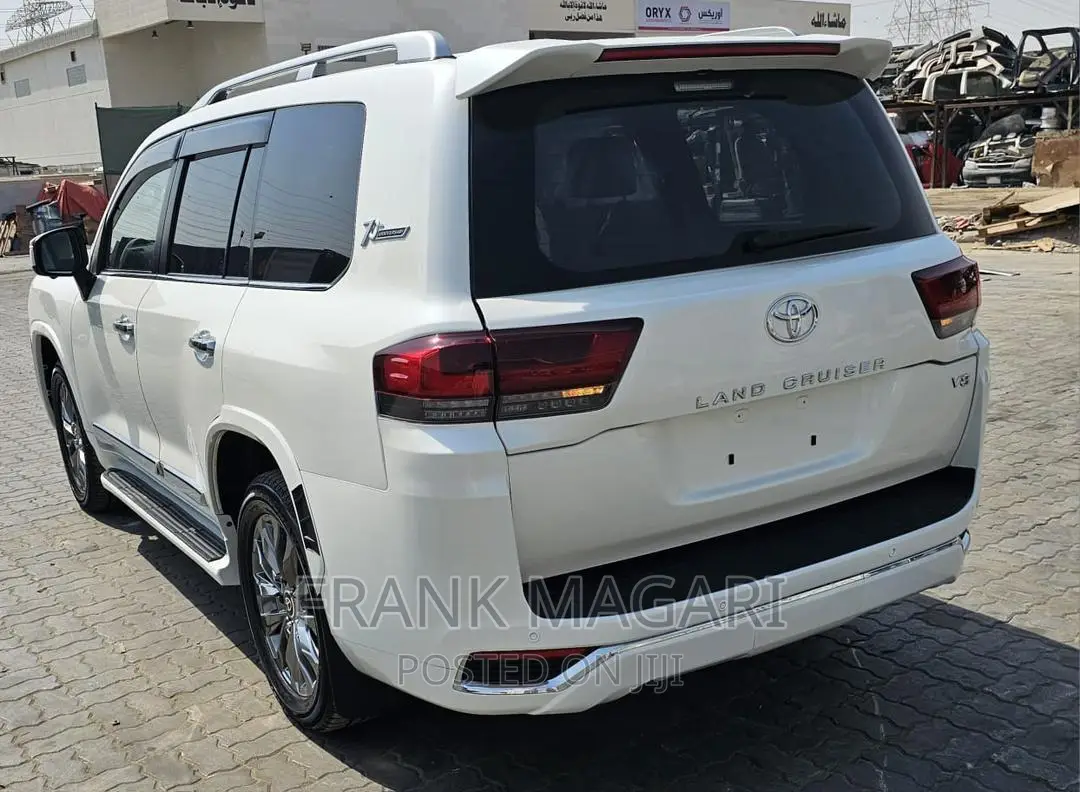 New Toyota Land Cruiser 2024 White