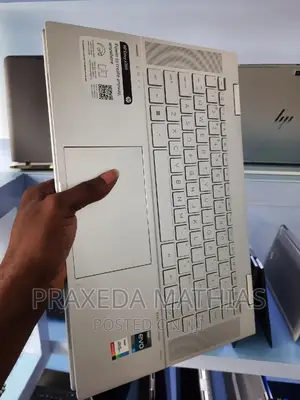 New Laptop HP Envy 15 16GB Intel Core I5 SSD 512GB