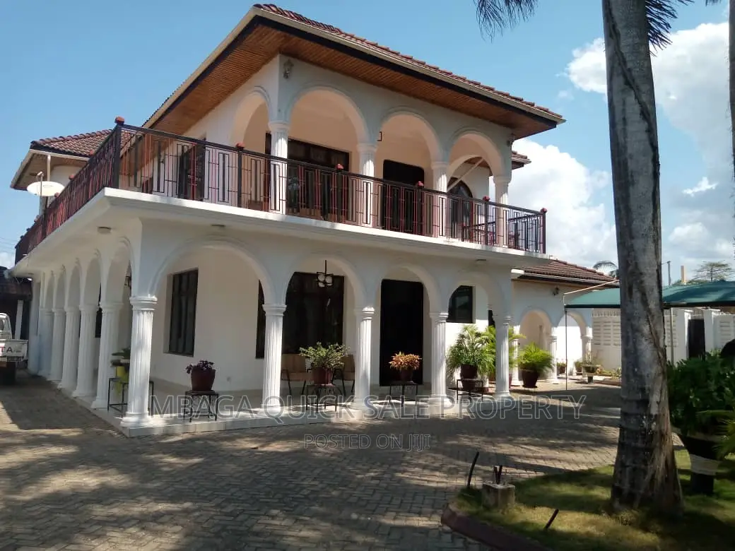 5bdrm House in Mbezi Beach  for sale