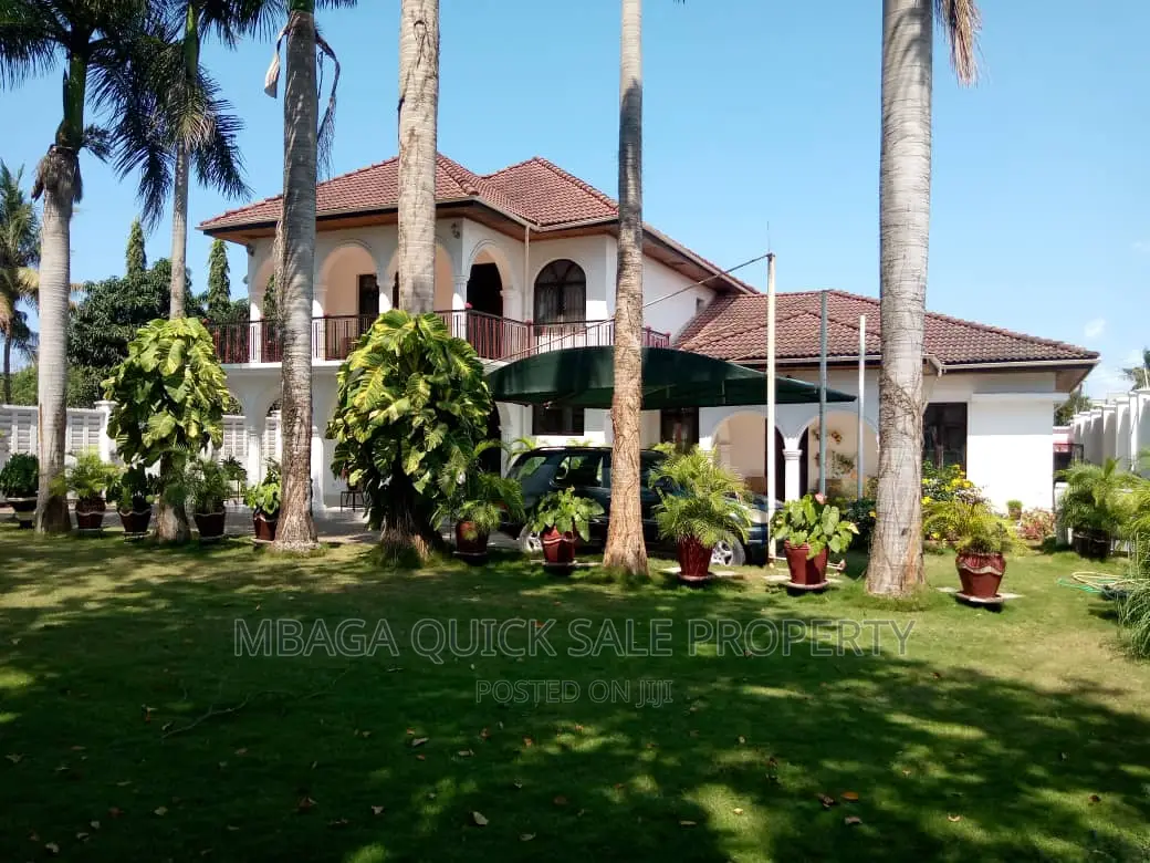 5bdrm House in Mbezi Beach  for sale