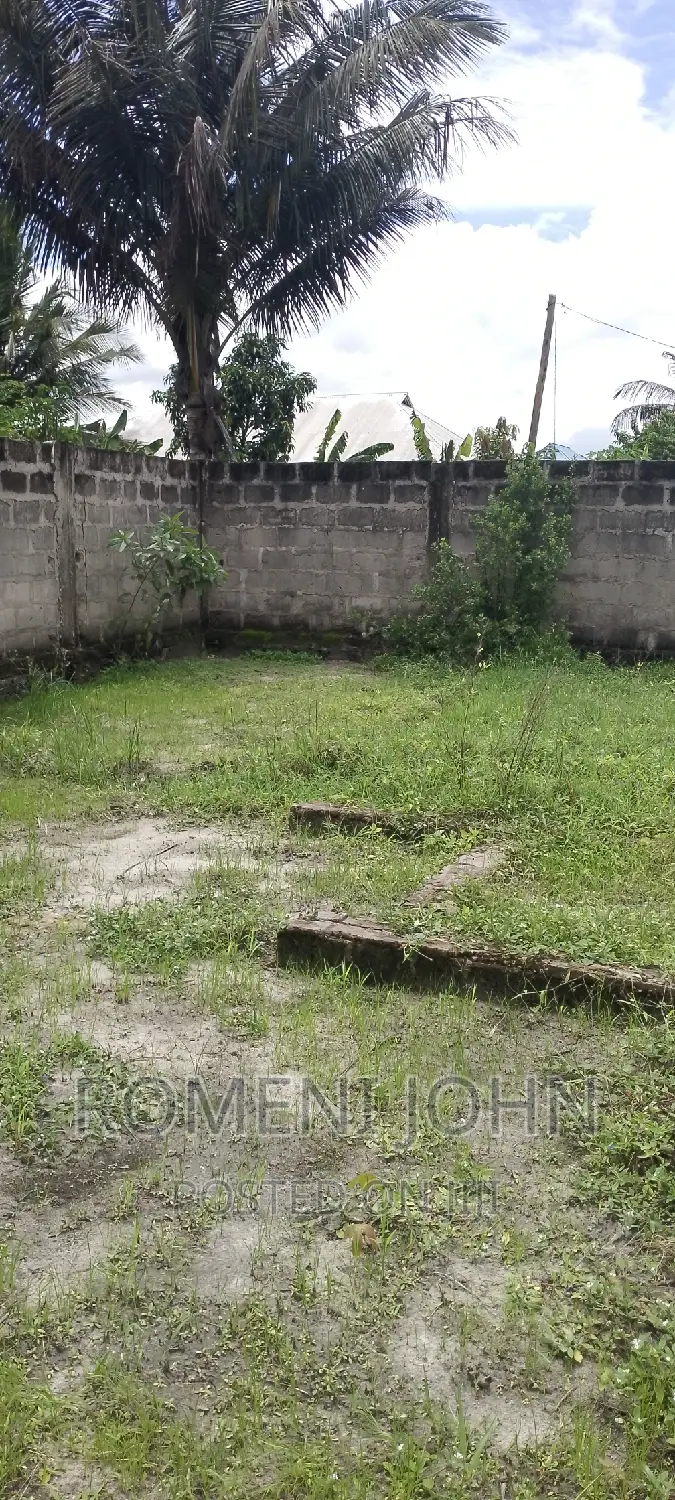 Eneo La Kibiashara Na Makazi Linauzwa Ml 16.5 Majohe Rada.