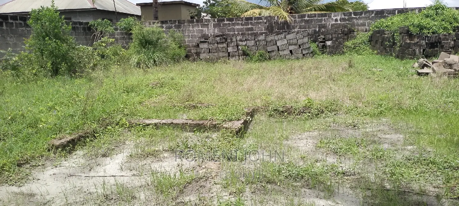 Eneo La Kibiashara Na Makazi Linauzwa Ml 16.5 Majohe Rada.