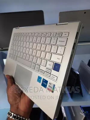 New Laptop Samsung Galaxy Book 2 8GB Intel Core i5 SSD 256GB