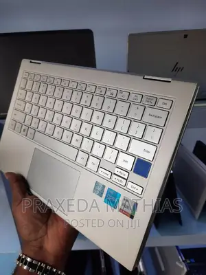New Laptop Samsung Galaxy Book 2 8GB Intel Core i5 SSD 256GB