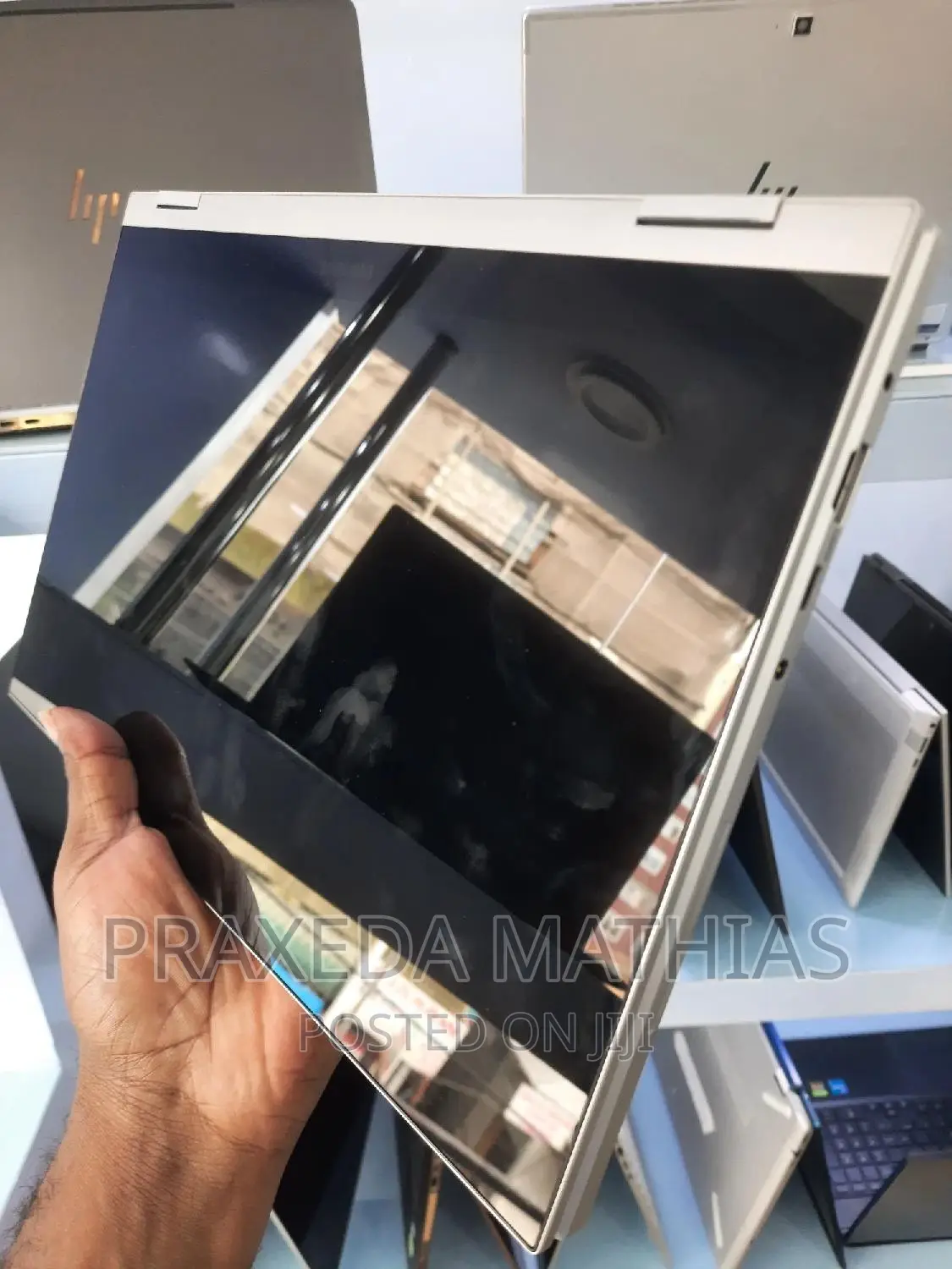 New Laptop Samsung Galaxy Book 2 8GB Intel Core i5 SSD 256GB