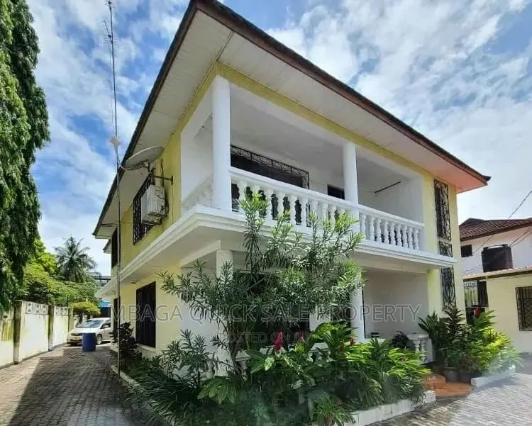Furnished 3bdrm House in Masaki for rent