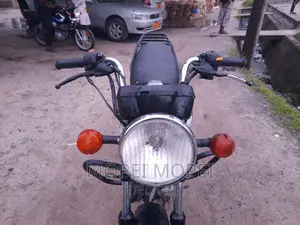 TVS HLX 125 2021 Black