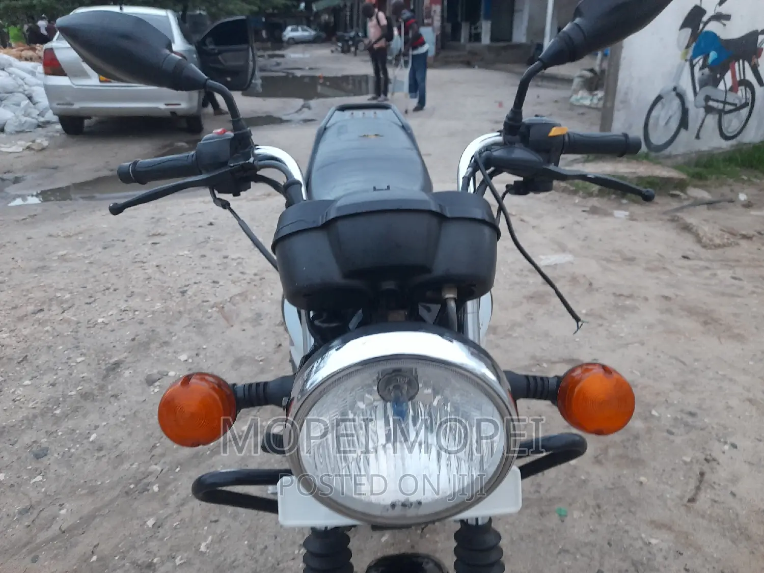 TVS HLX 125 2022 Black