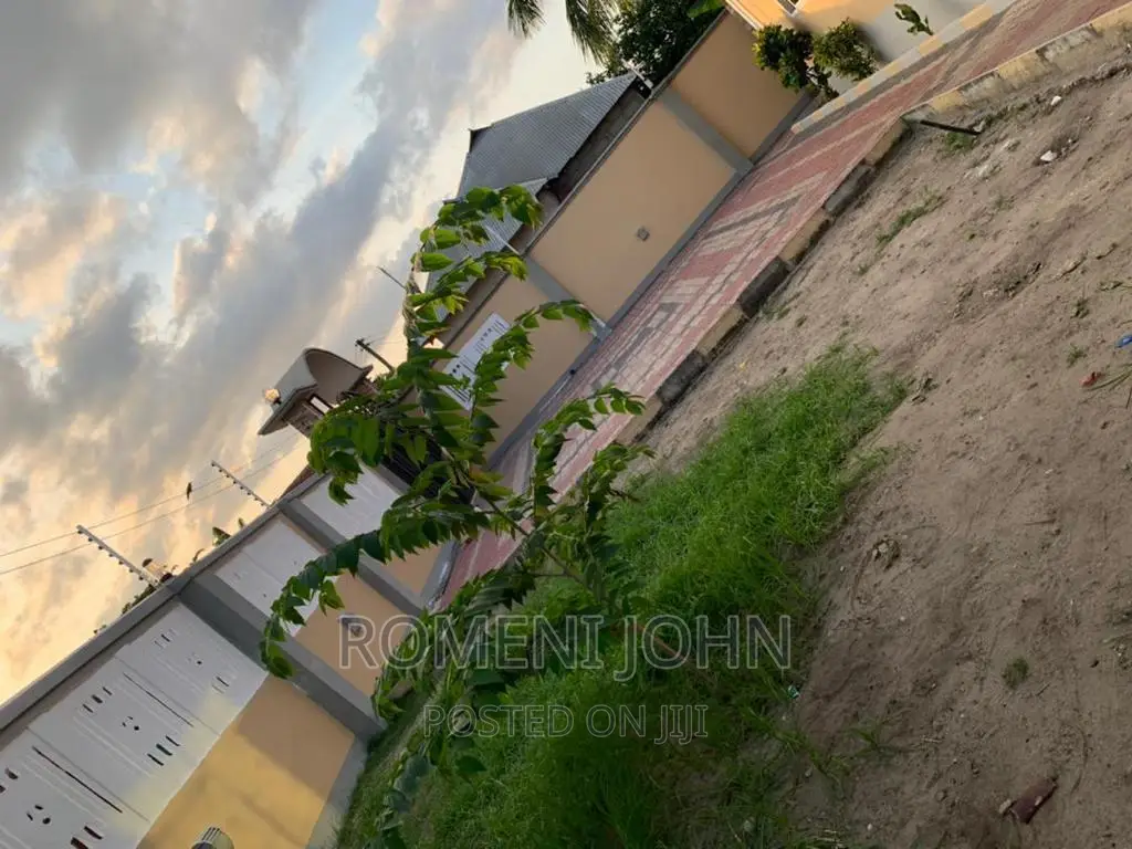 5bdrm House in Tanzania Dsm Temeke, Ilala for sale