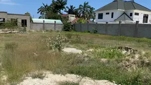 Kiwanja Kinauzwa Kipo Mbweni JKT