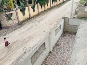 8bdrm Apartment in Ununio Estate, Kinondoni for sale