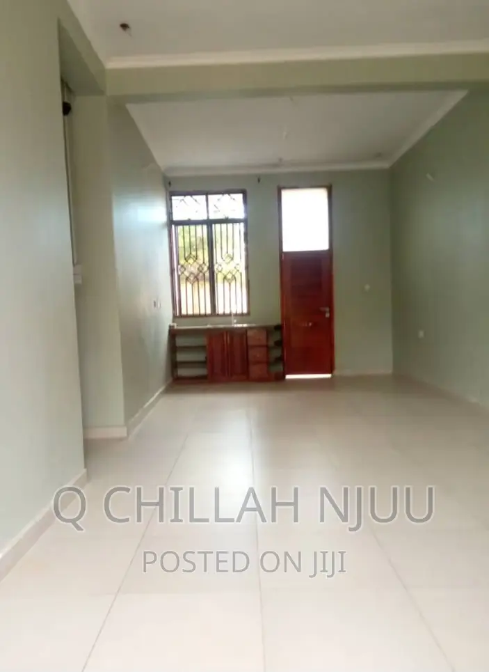 8bdrm Apartment in Ununio Estate, Kinondoni for sale