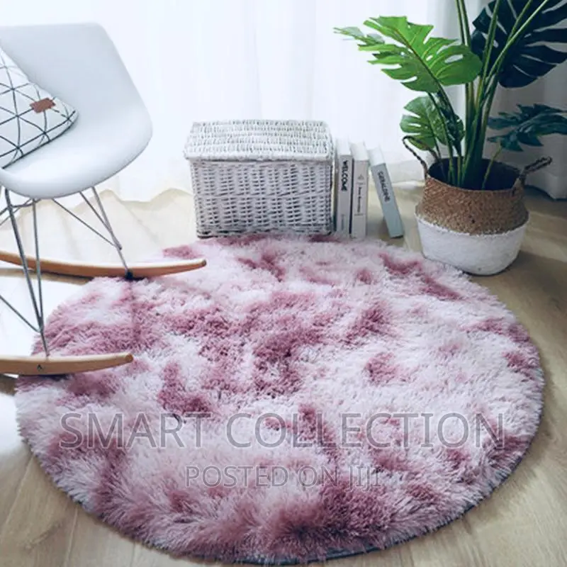 1M Diameter Fluffy Carpet