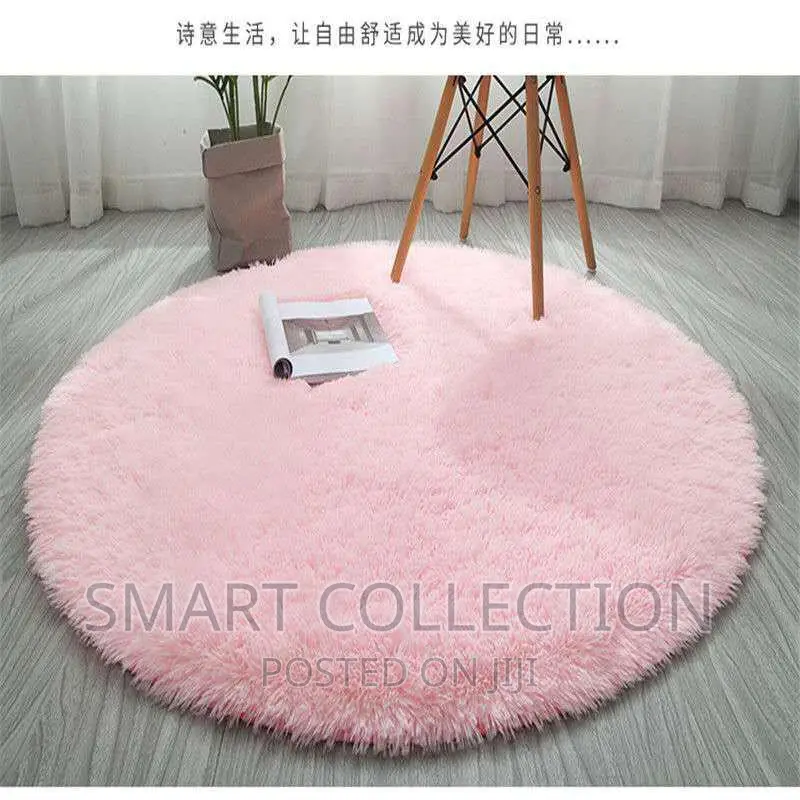 1M Diameter Fluffy Carpet