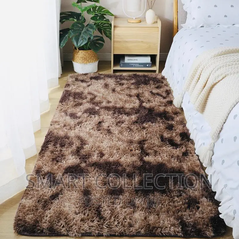 Bed Side Manyoya Carpet 3/6
