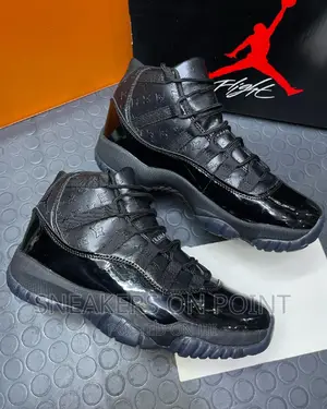 Air Jordan 11