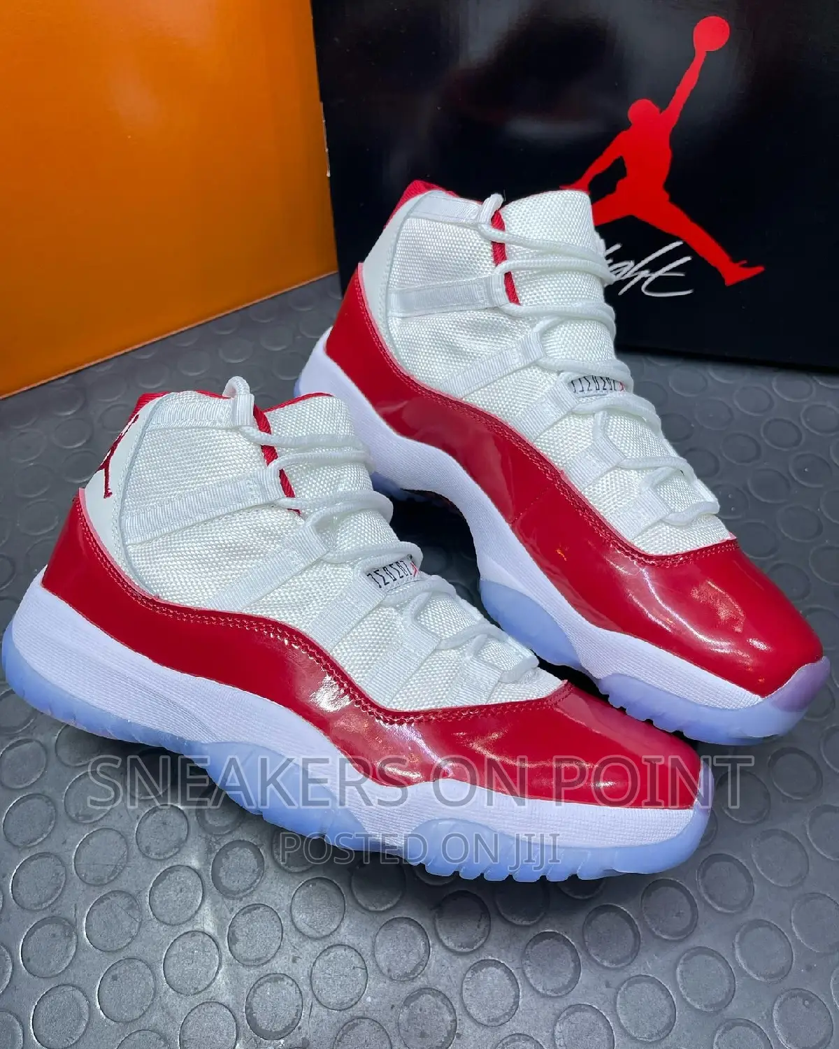 Air Jordan 11