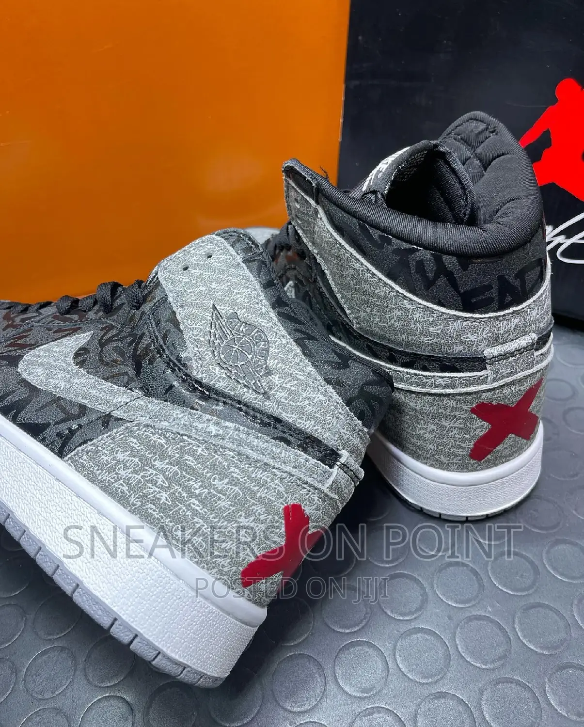 Nike Air Jordan 1
