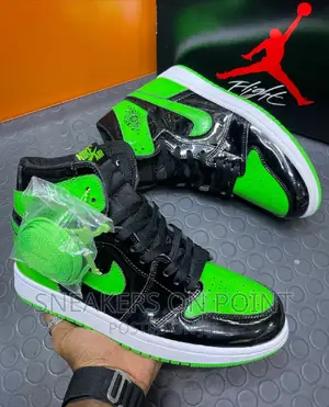 Nike Air Jordan 1