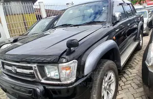 Toyota Hilux 2006 Black