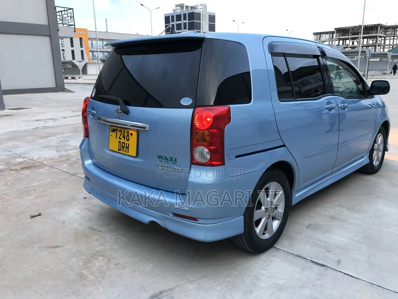 Toyota Raum 2004 Blue