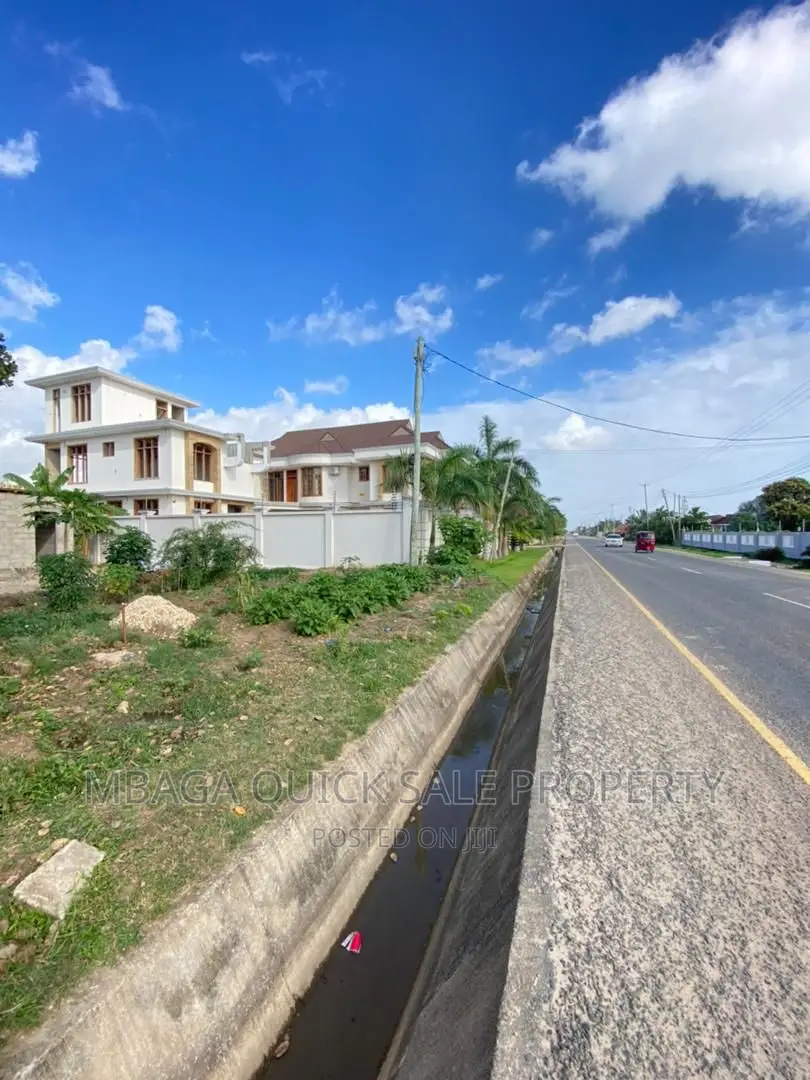 Plot for Sale at Mbweni JKT 1400 Sam TSH 260mil