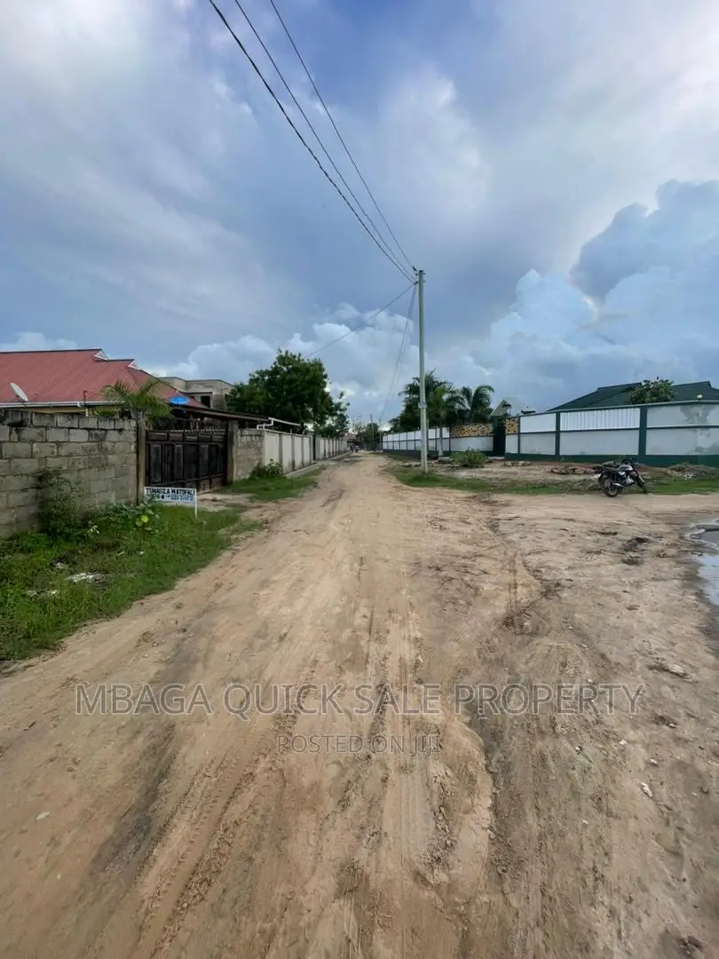 Plot for Sale at Goba Mpakani 450sqm Tsh22mil