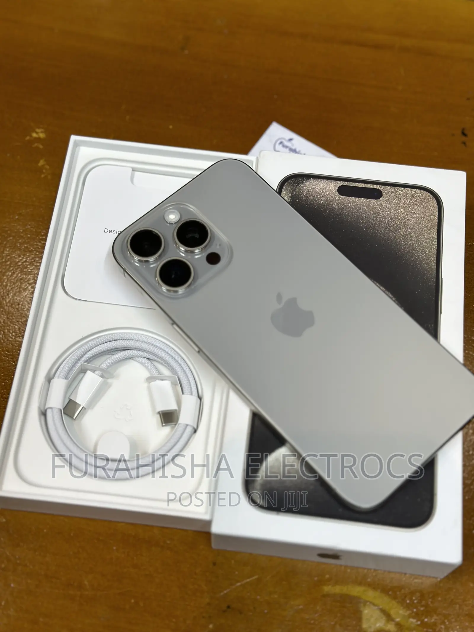 New Apple iPhone 15 Pro Max 256 GB Silver