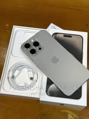 New Apple iPhone 15 Pro Max 256 GB Silver