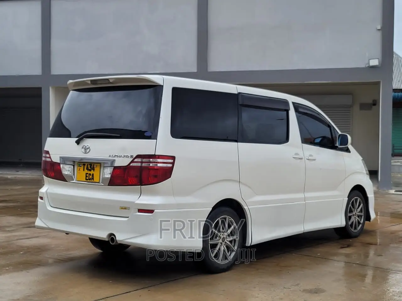 Toyota Alphard 2005 White