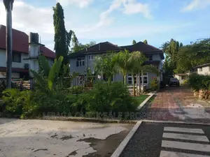 7bdrm Apartment in Mikocheni for rent