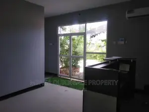 7bdrm Apartment in Mikocheni for rent