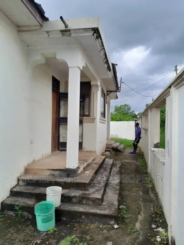 2bdrm House in Kibwerege, Kibamba for sale