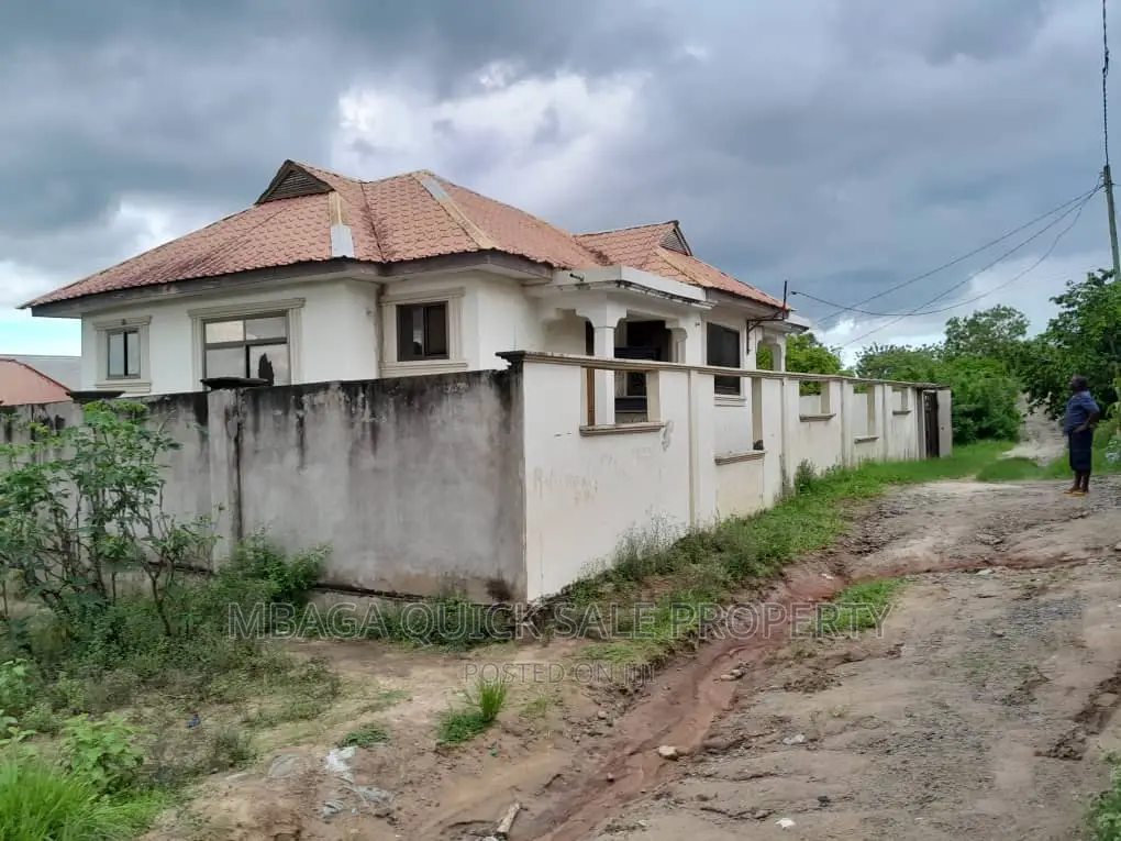 2bdrm House in Kibwerege, Kibamba for sale