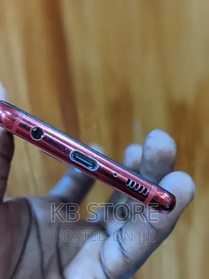 Samsung Galaxy S10e 128 GB Red