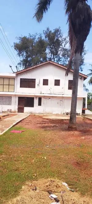 5bdrm House in Mikocheni for sale