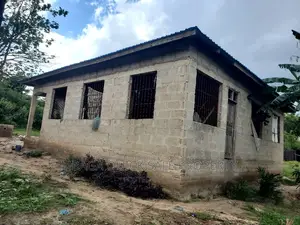 3bdrm House in Goba for sale